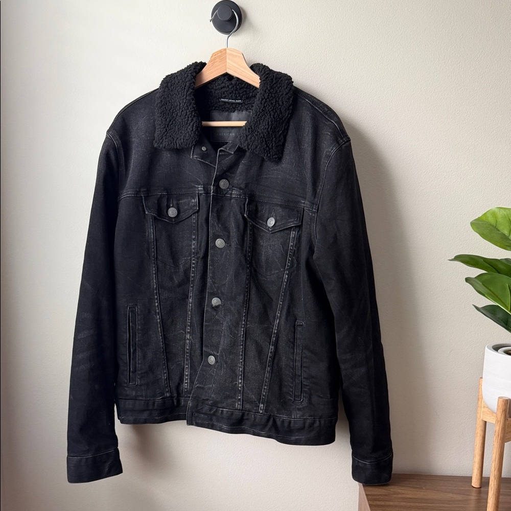 American Eagle Outfitters Black Sherpa-Lined Denim Jacket